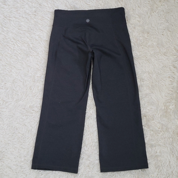 Athleta Gray Capri small - Picture 5 of 6